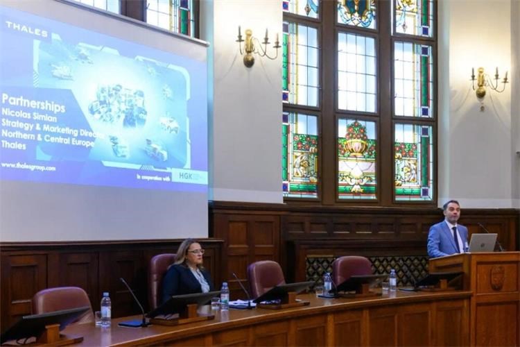 Slika /dokumenti/HGK obrambene tvrtke.jpg